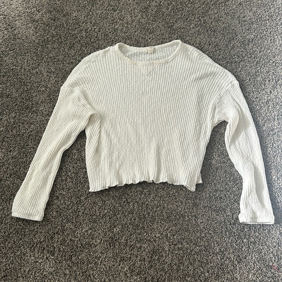 Cropped Billabong Sweater - Picture 1 of 4